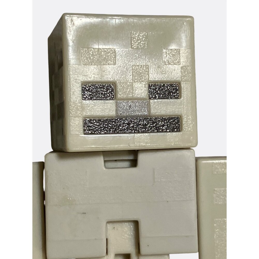 Minecraft Skeleton Action Figure 4 Inch Movable Limbs Collectible Toy - Picture 4 of 7